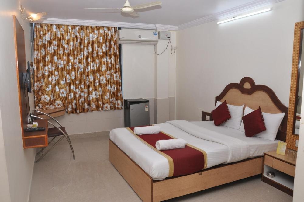 Room image 4