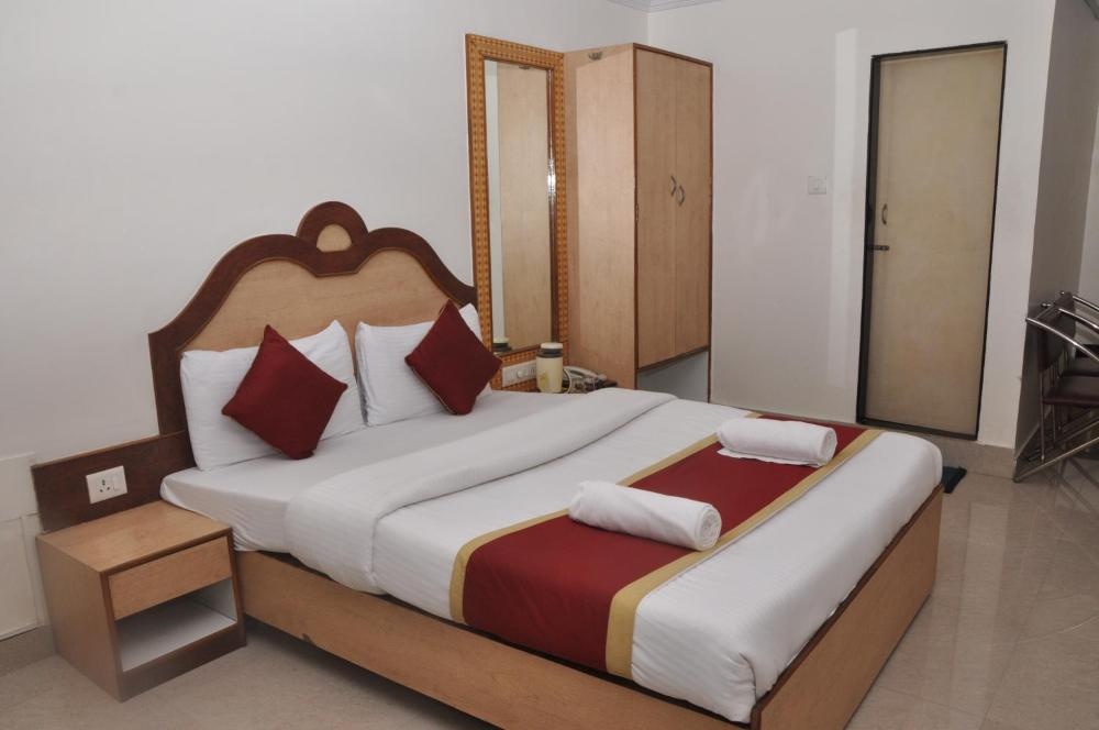 Room image 3