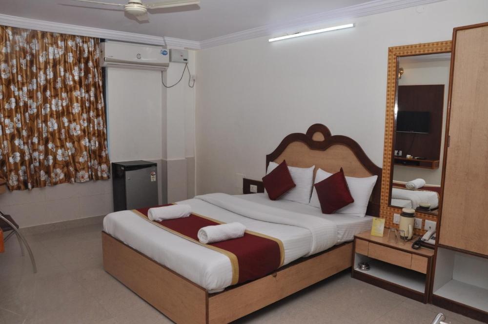 Room image 2