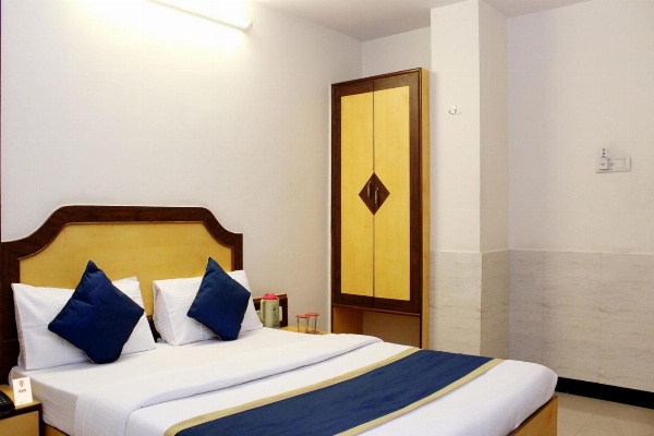 Hotel Gangothri Main image